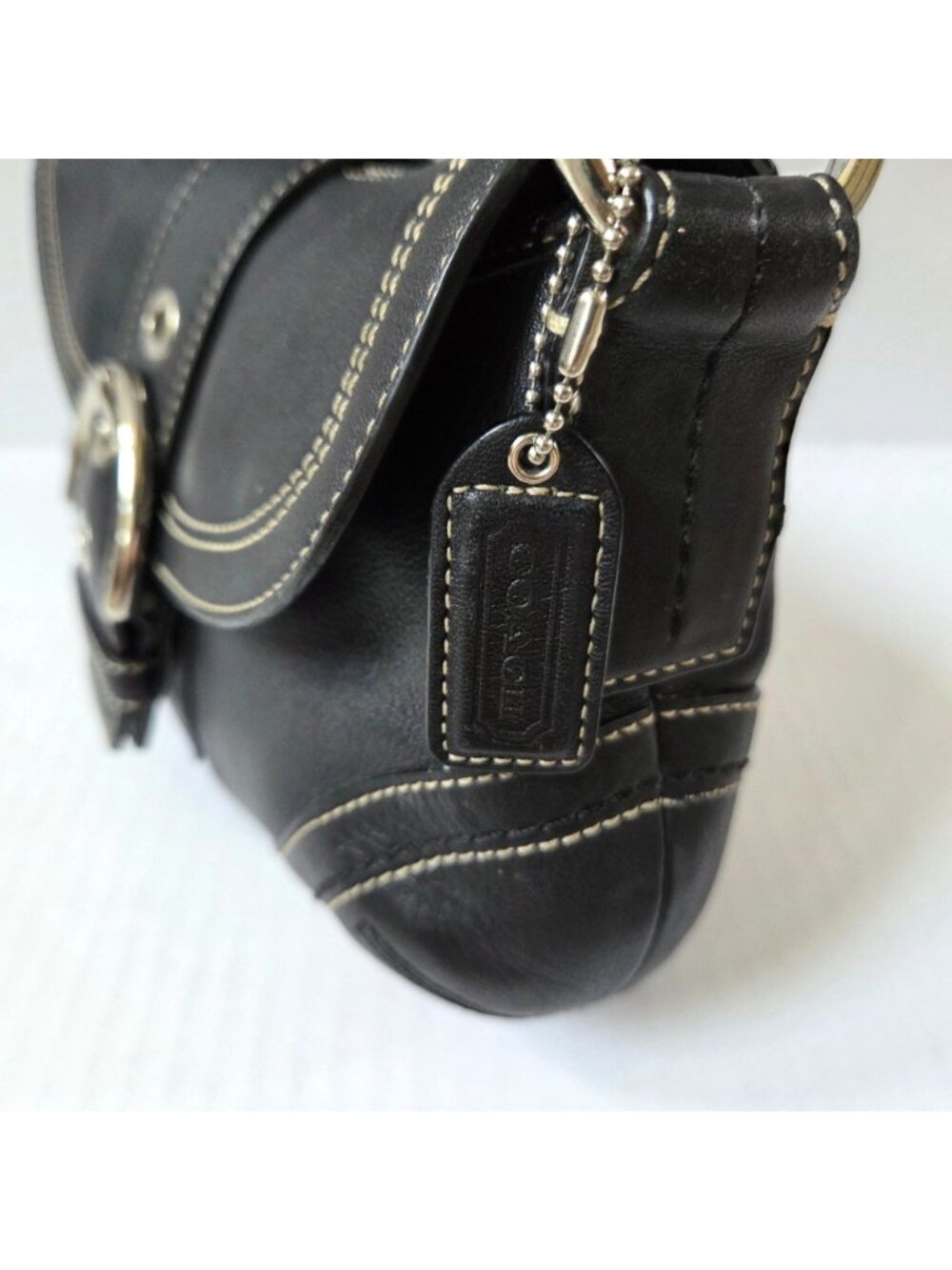 Vintage Coach Soho Black Leather Flap Shoulder Bag F10909 Y2K Contrast Stitching - Picture 9 of 16